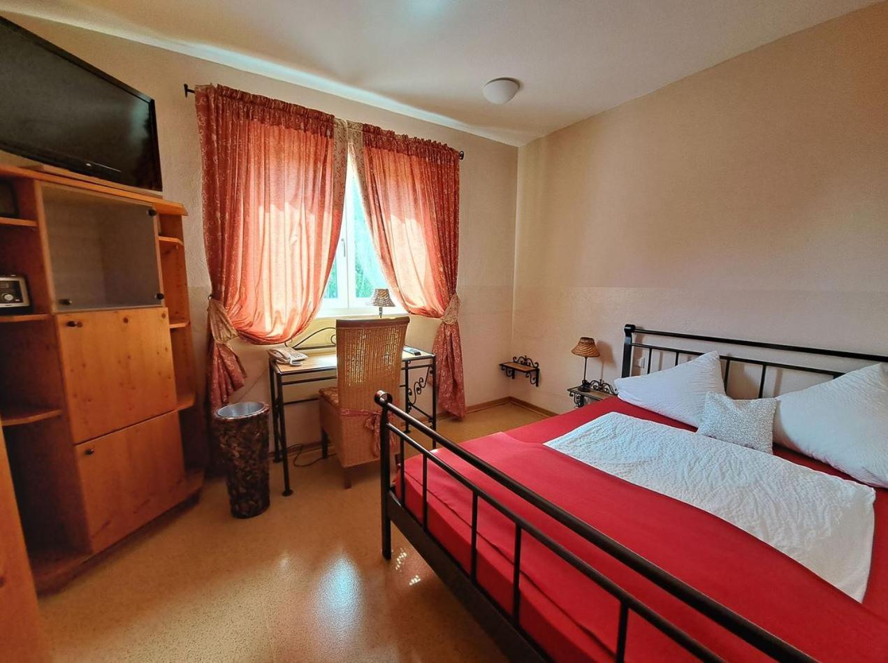 Mediterran Hotel Juwel Karlstein am Main Екстериор снимка