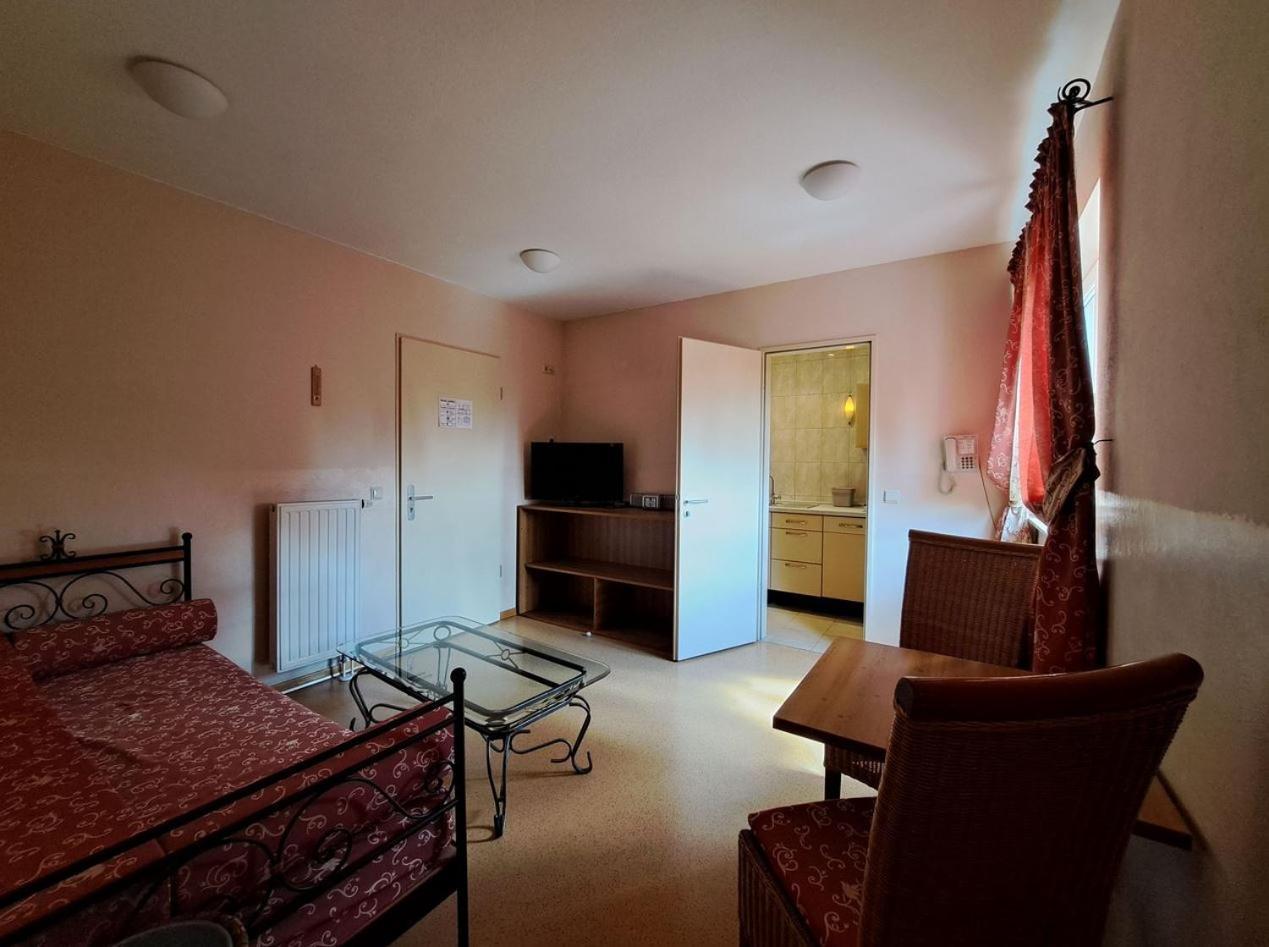 Mediterran Hotel Juwel Karlstein am Main Екстериор снимка