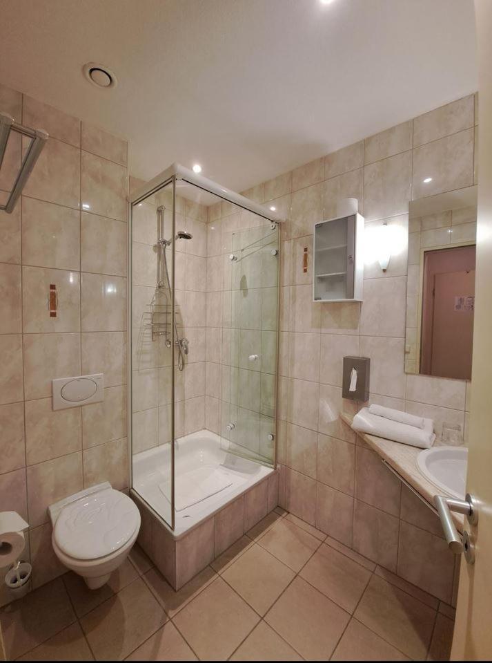 Mediterran Hotel Juwel Karlstein am Main Екстериор снимка