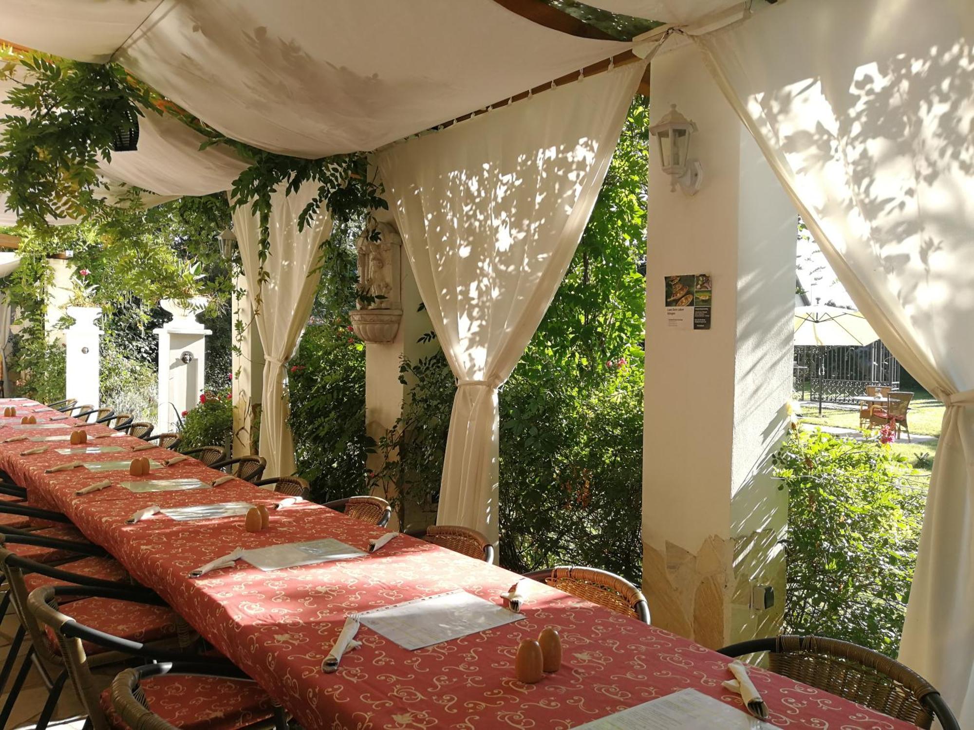 Mediterran Hotel Juwel Karlstein am Main Екстериор снимка