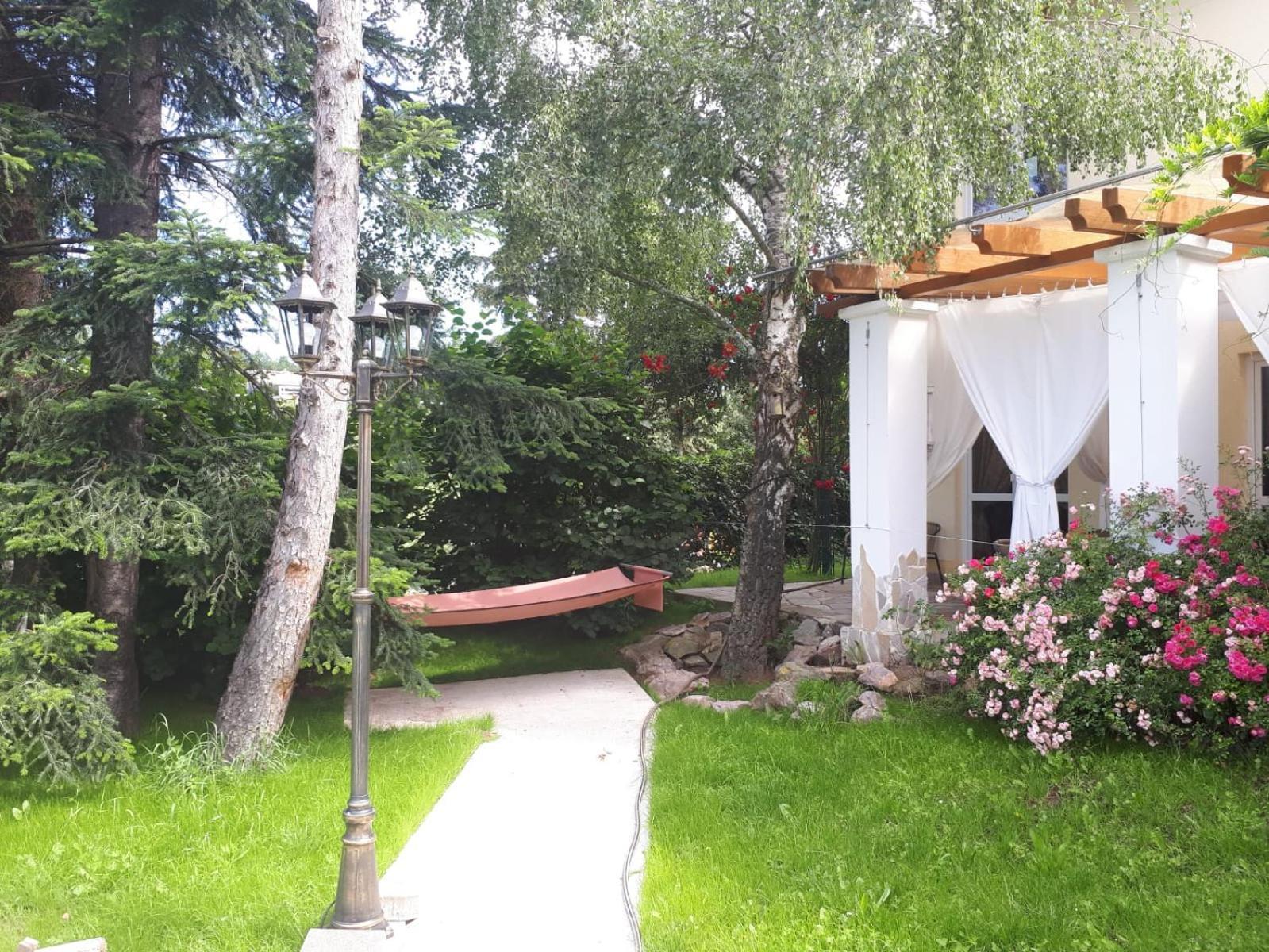 Mediterran Hotel Juwel Karlstein am Main Екстериор снимка