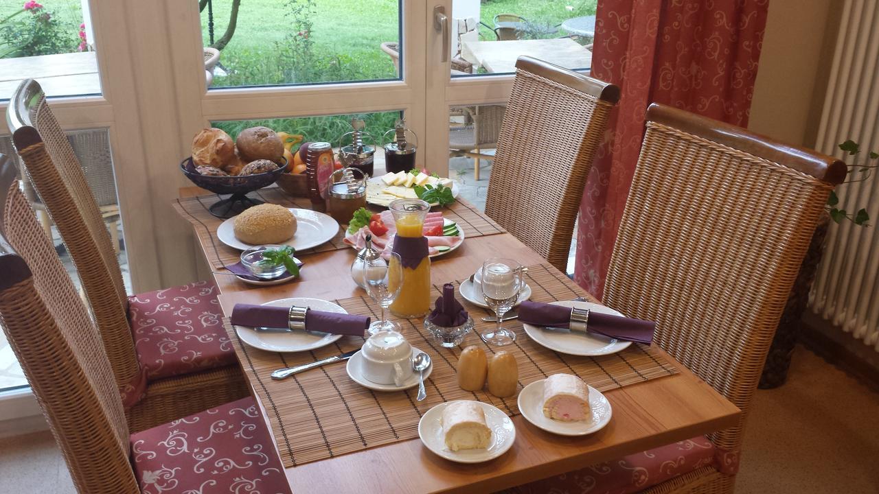 Mediterran Hotel Juwel Karlstein am Main Екстериор снимка